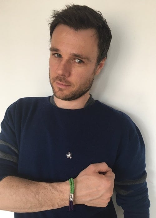 Rupert Evans as seen in a picture showing his support for the Bowel Cancer Awareness Month in a Tweet that was uploaded in April 2017