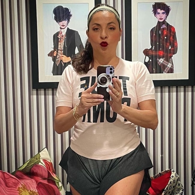 Veronica Falcón as seen while taking a mirror selfie in June 2021