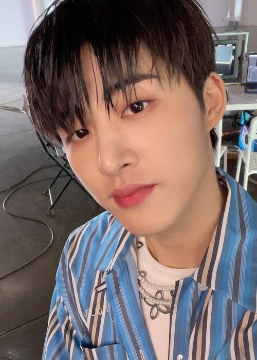 B.I as seen in a selfie that was taken in May 2021