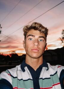 Carew Ellington Height, Weight, Age, Girlfriend, Family, Facts, Biography