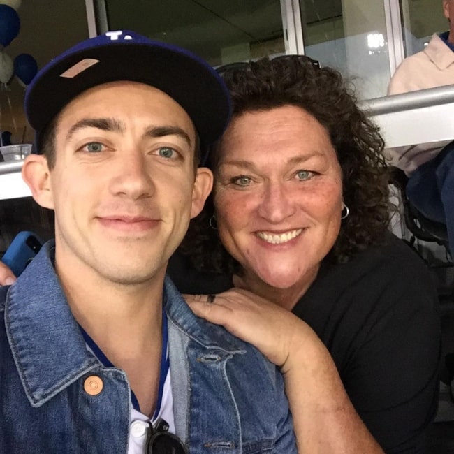 Dot-Marie Jones smiling in a picture alongside Kevin McHale