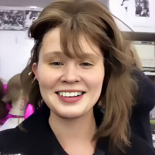 Eliza Scanlen as seen in a picture taken by her behind the scenes in March 2019
