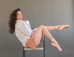 Grace Fulton Height, Weight, Age, Boyfriend, Family, Facts, Biography