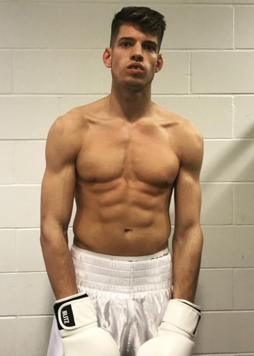 JMX as seen in a shirtless picture that was taken in October 2019