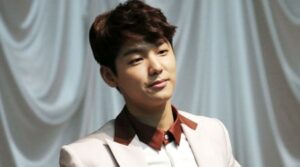 Kang Min-hyuk