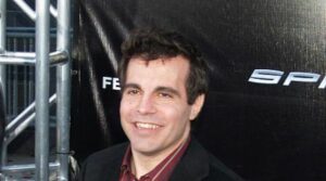Mario Cantone