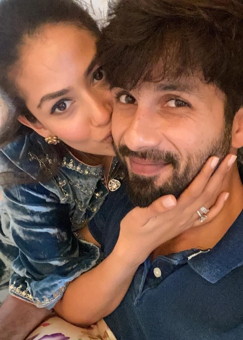 Mira Rajput in a selfie with her husband Shahid Kapoor