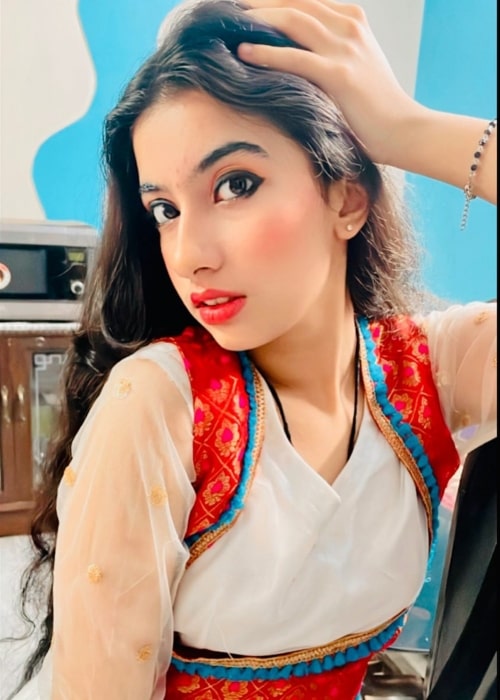 Ruhana Khanna posing for the camera in April 2023