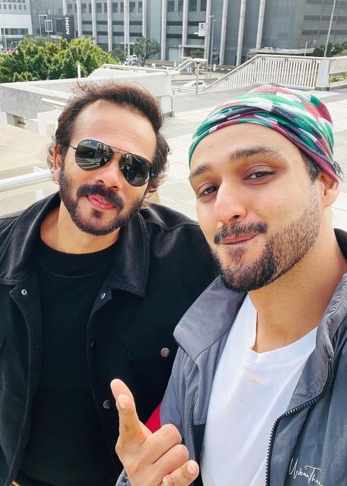 Saurabh Raj Jain (Right) taking a selfie with Rohit Shetty in Cape Town, South Africa in June 2021