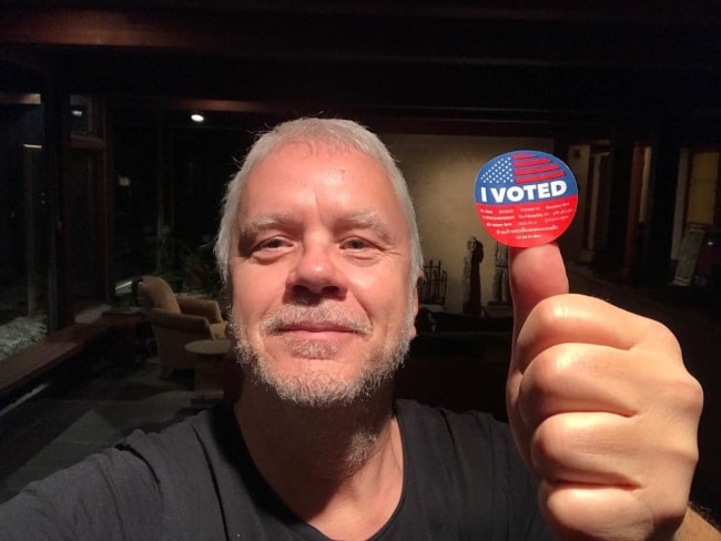 Tim Robbins in November 2020 urging everyone to vote