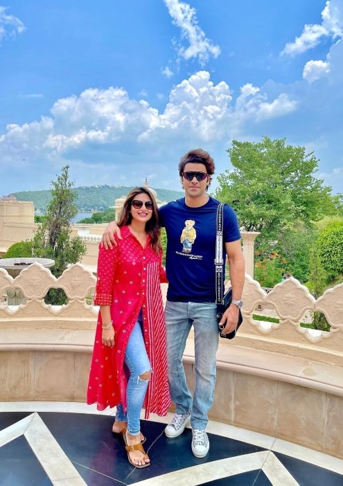 Vivek Dahiya with his sweetheart in July 2021