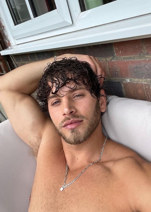 Eyal Booker as seen while taking a shirtless selfie in June 2021