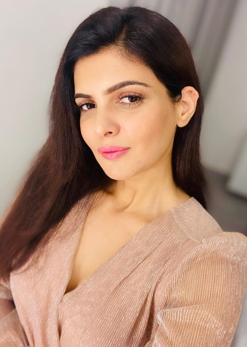 Ihana Dhillon as seen while taking a selfie in Mumbai, Maharashtra in February 2021
