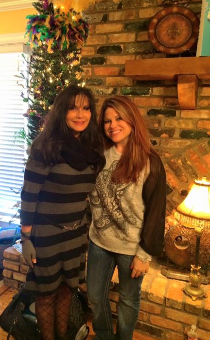 Lynne Spears (left) as seen in January 2016