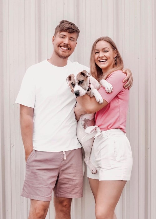 Maddy Spidell as seen in a picture that was taken with her beau Jimmy Donaldson aka MrBeast and a rescue dog in August 2020