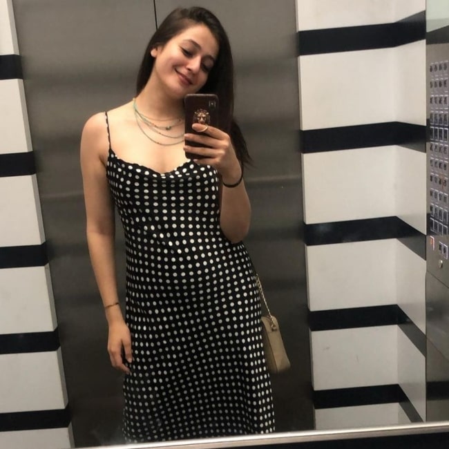 Priyal Gor sharing her selfie in March 2020