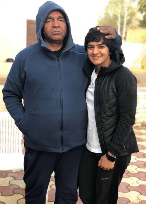 Ritu Phogat as seen in a picture that was taken with her father Mahavir Singh Phogat in June 2021