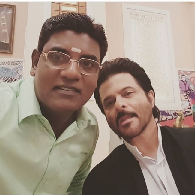 Tanuj Mahashabde (Left) as seen while clicking a selfie with Anil Kapoor in Mumbai, Maharashtra