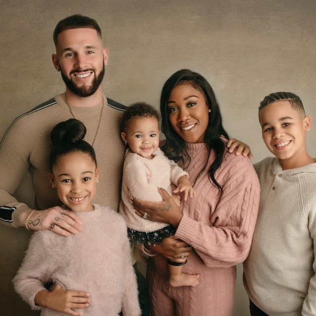 Tray Rush in a family picture with his wife Keshia Rush and their children Kameiro, Kirah, and Cali in June 2020