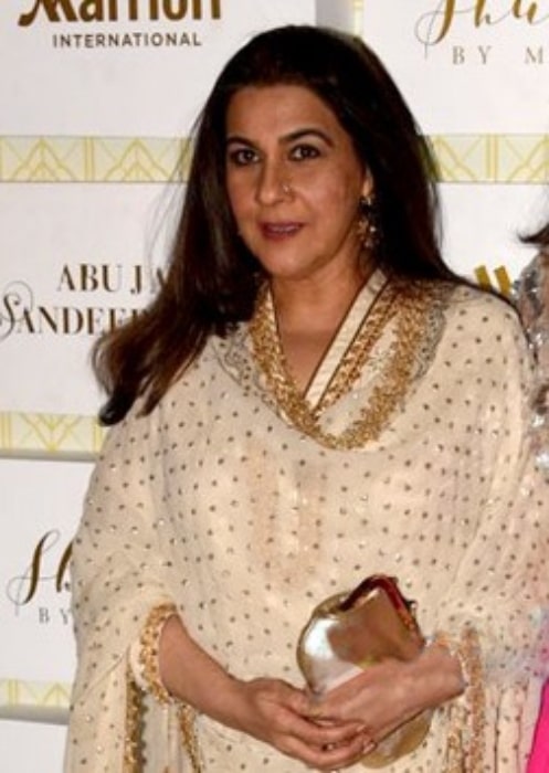Amrita Singh as seen while posing for the camera at 'Shaadi By Marriott' showcase in 2017