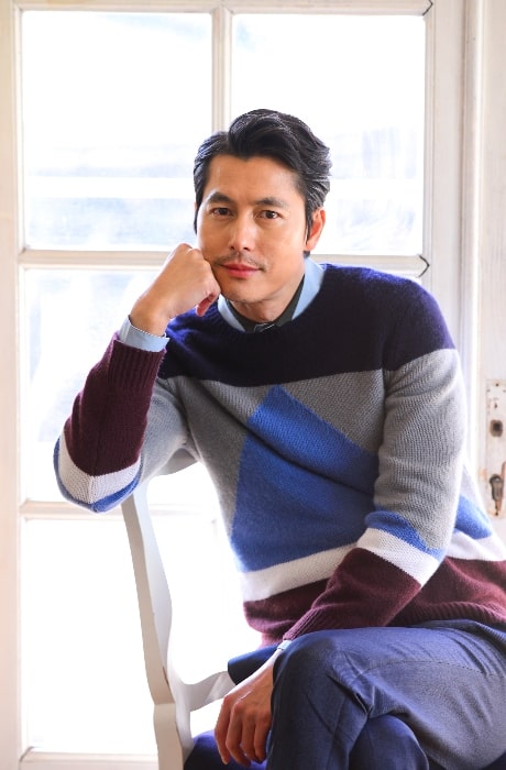 Jung Woo-sung as seen while posing for the camera