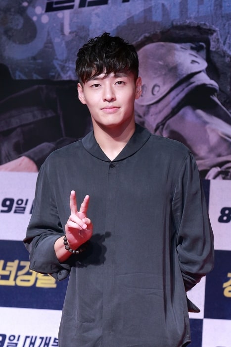 Kang Ha-neul on August 7, 2017