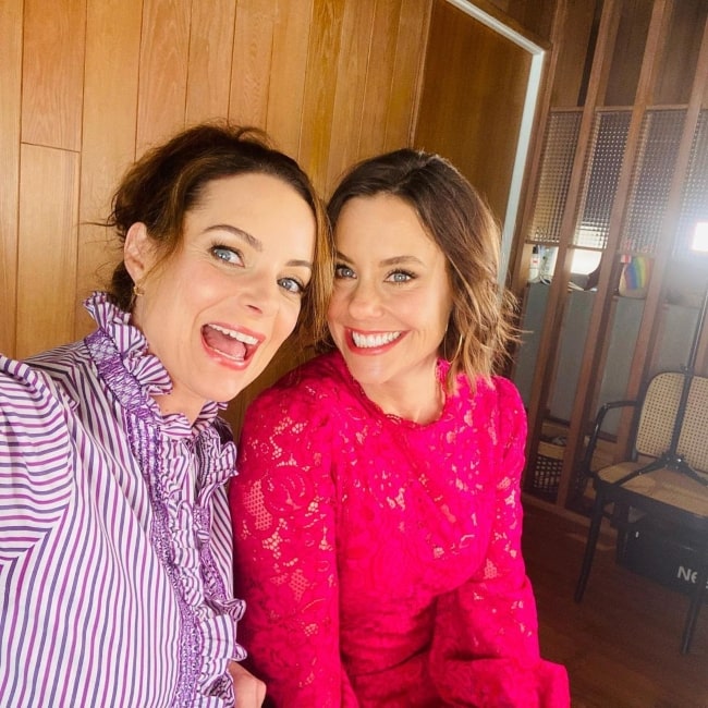 Kimberly Williams-Paisley as seen in a selfie with her sister Ashley Williams in September 2021