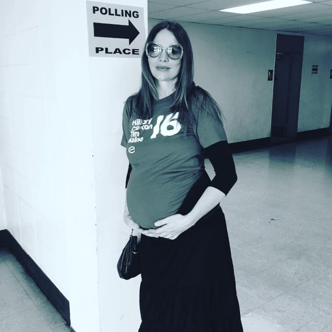 Saffron Burrows on her way to the polling booth in November 2016