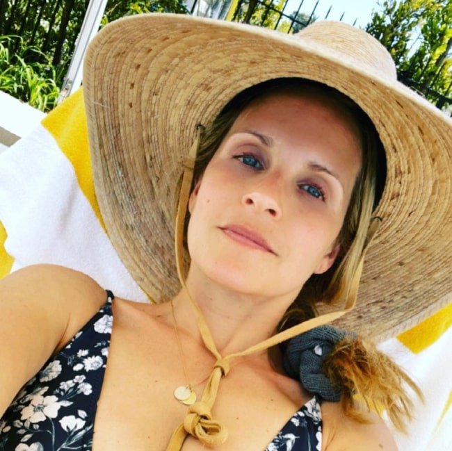 Sally Pressman on vacation in April 2021