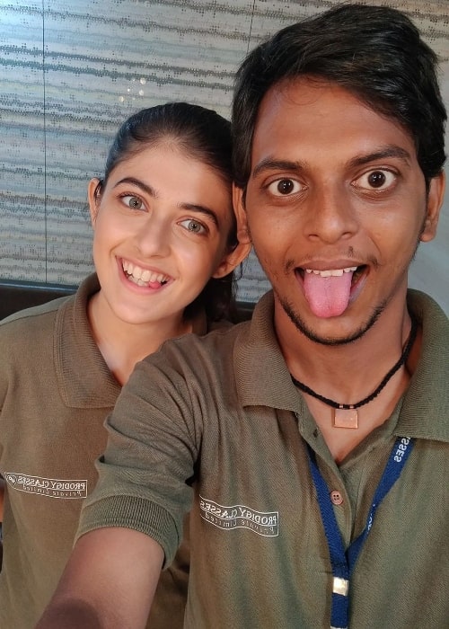 Urvi Singh and Ranjan Raj as seen in a selfie in October 2021