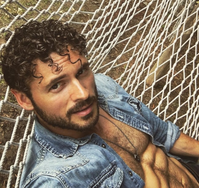 Adan Canto Height, Weight, Age, Spouse, Family, Facts, Biography