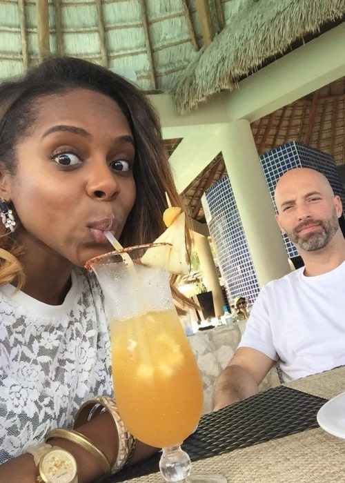 Candiace Dillard as seen in a selfie with her husband Chris Bassett in 2015, at the The Westin Lagunamar Ocean Resort Villas & Spa