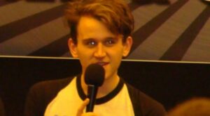 Harry Melling