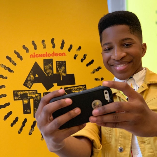 Lex Lumpkin sharing his selfie in June 2019