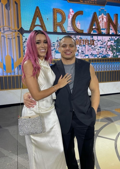 Macaiyla as seen in a picture with her boyfriend tyler1 at Riot Game Studios in November 2021