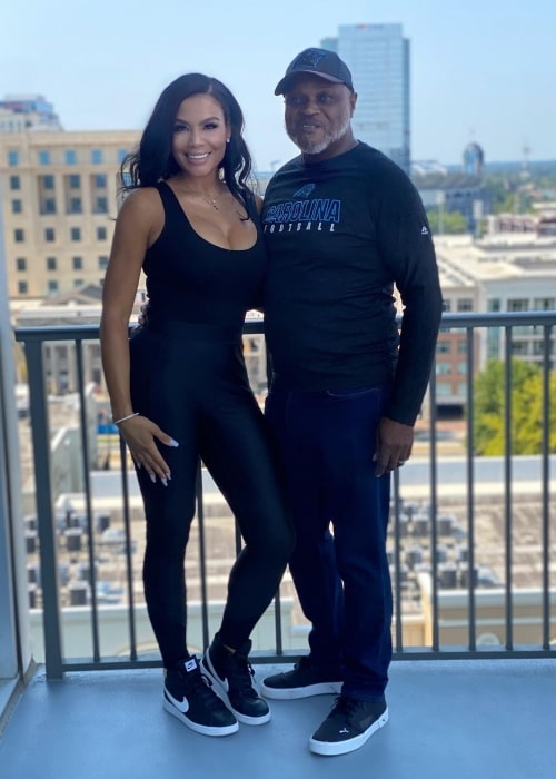 Mia Thornton and her husband Gordon Thornton as seen in a picture that was taken at the Bank of America Stadium in September 2021