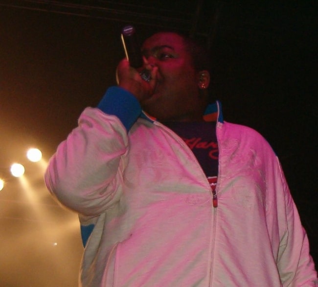 Sean Kingston performing in 2009