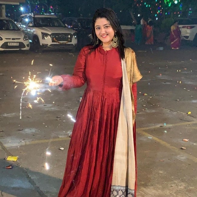 Shriya Sharma snapped while enjoying Diwali in November 2021
