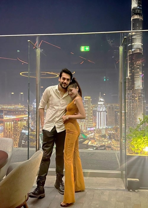 Aima Baig as seen in a picture with her fiance actor Shahbaz Shigri at Celavi in November 2021