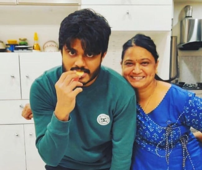 Anand Deverakonda and his mother