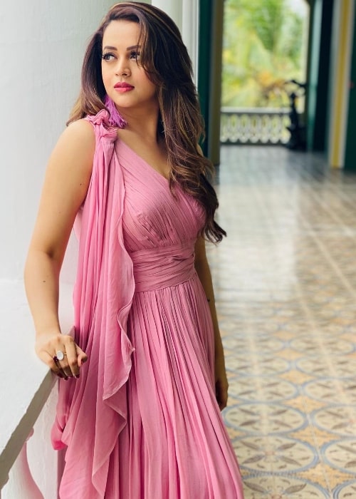 Bhavana as seen while posing for the camera in September 2021