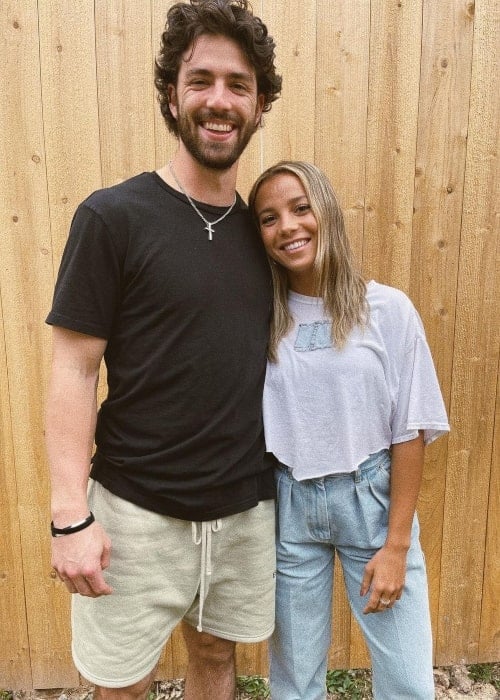 Dansby Swanson and Mallory Pugh, as seen in November 2020