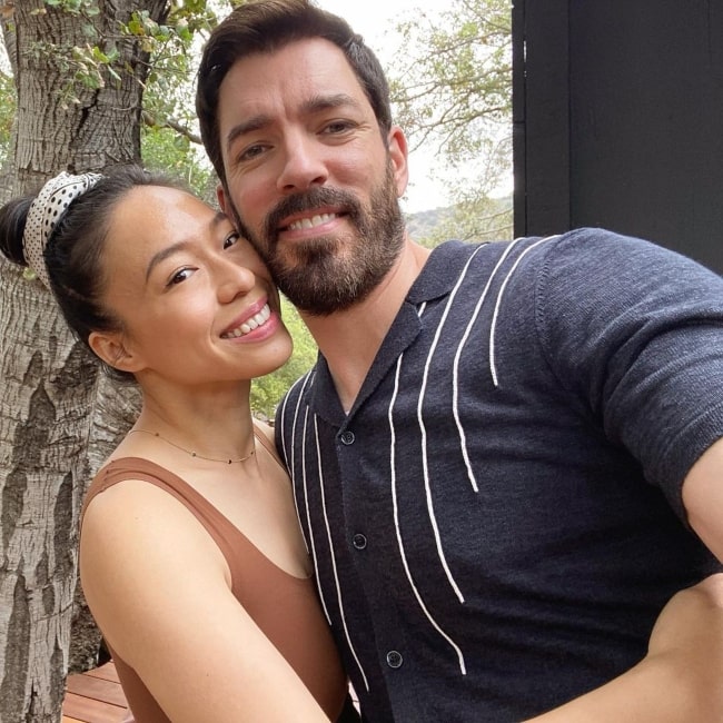 Linda Phan and her spouse TV personality Drew Scott in June 2021