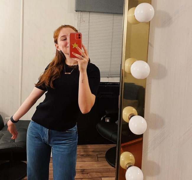 Mina Sundwall in February 2021 happy to get back to work