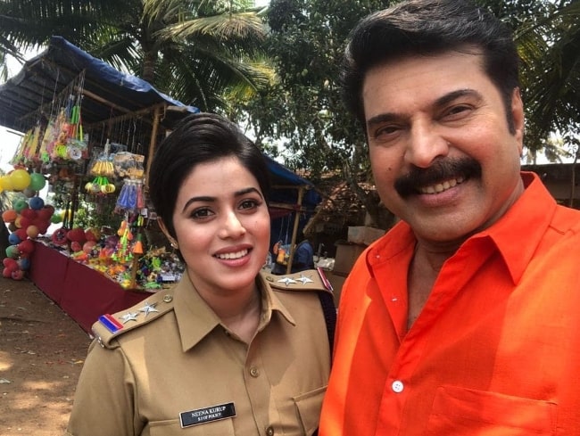 Shamna Kkasim smiling in a picture alongside Mammootty