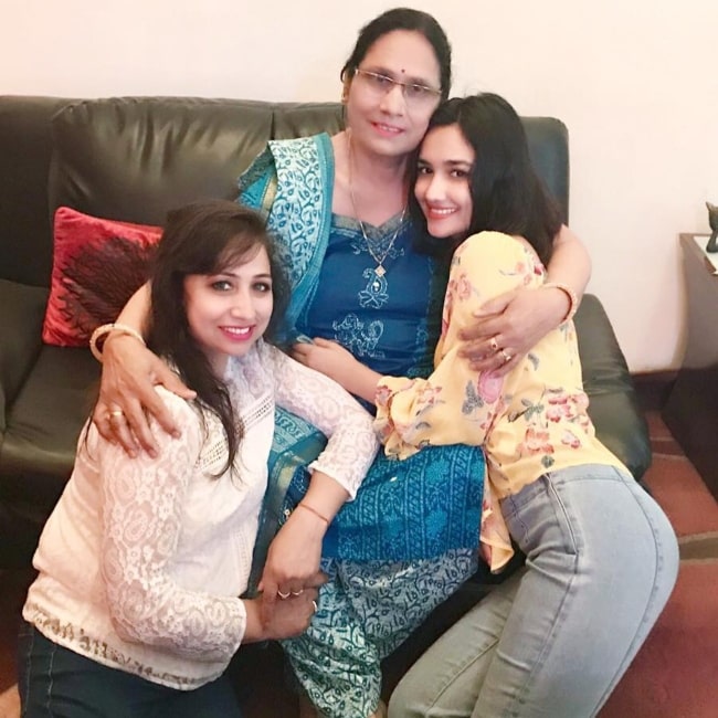 Akanksha Sharma in a picture with her grandmother and mother Sakshi in March 2018