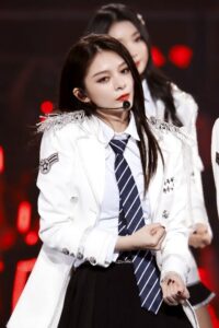 Fu Jing (Singer) Height, Weight, Age, Boyfriend, Biography, Family