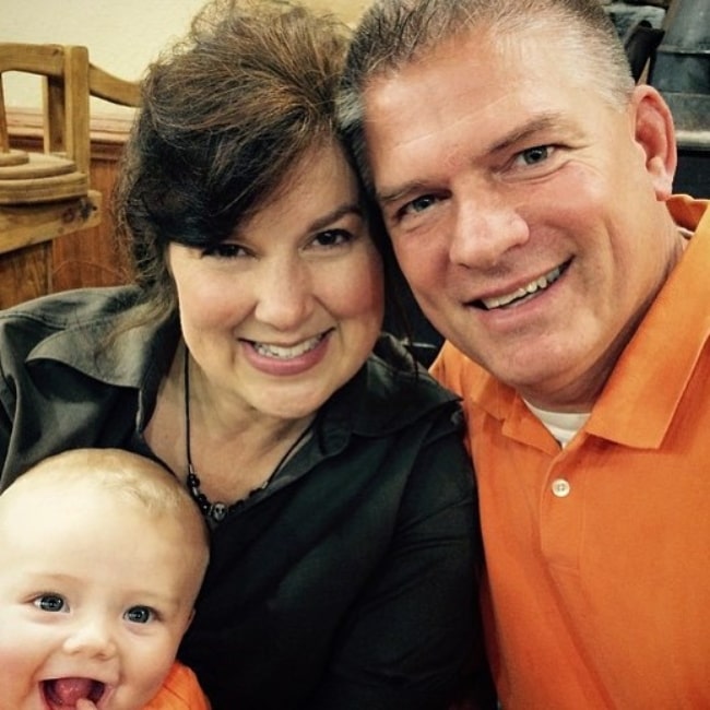 Kelly Jo Bates as seen in a picture that was taken with her beau Gil Bates and their grandson Bradley in August 2015