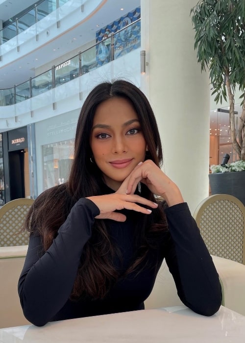 Ariella Arida as seen while smiling for a picture in Dubai in February 2022
