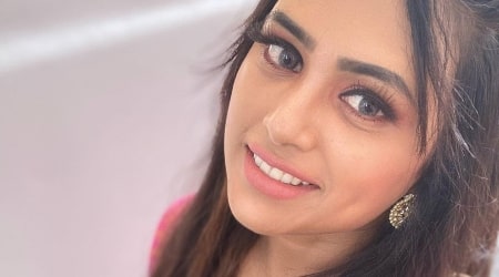 Farina Azad Height, Weight, Age, Body Statistics